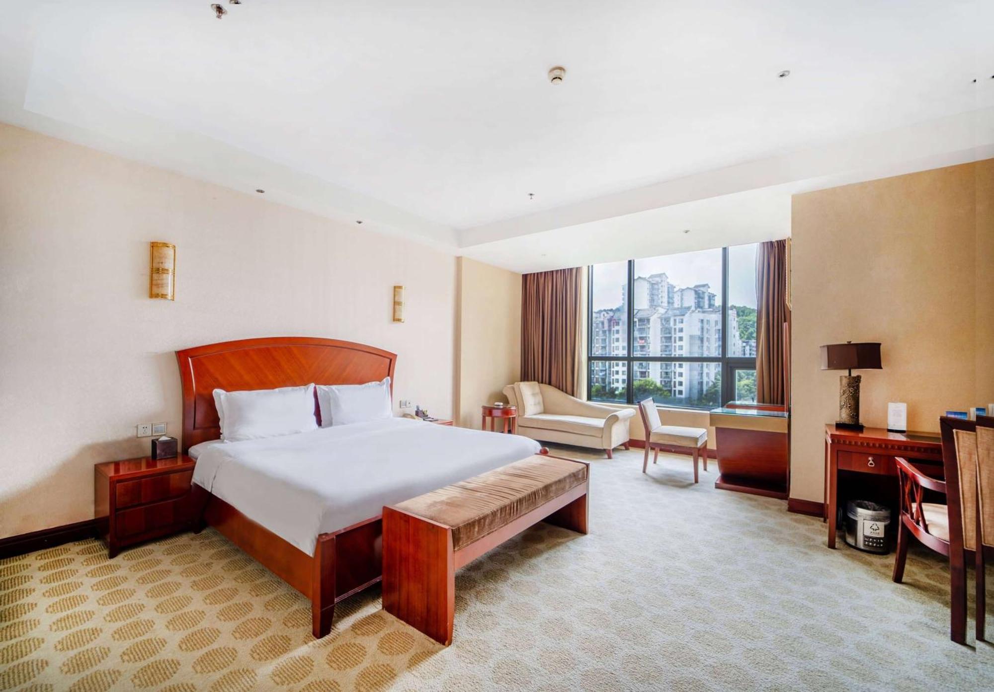 Hotel Ramada Plaza By Wyndham Chongqing West Extérieur photo